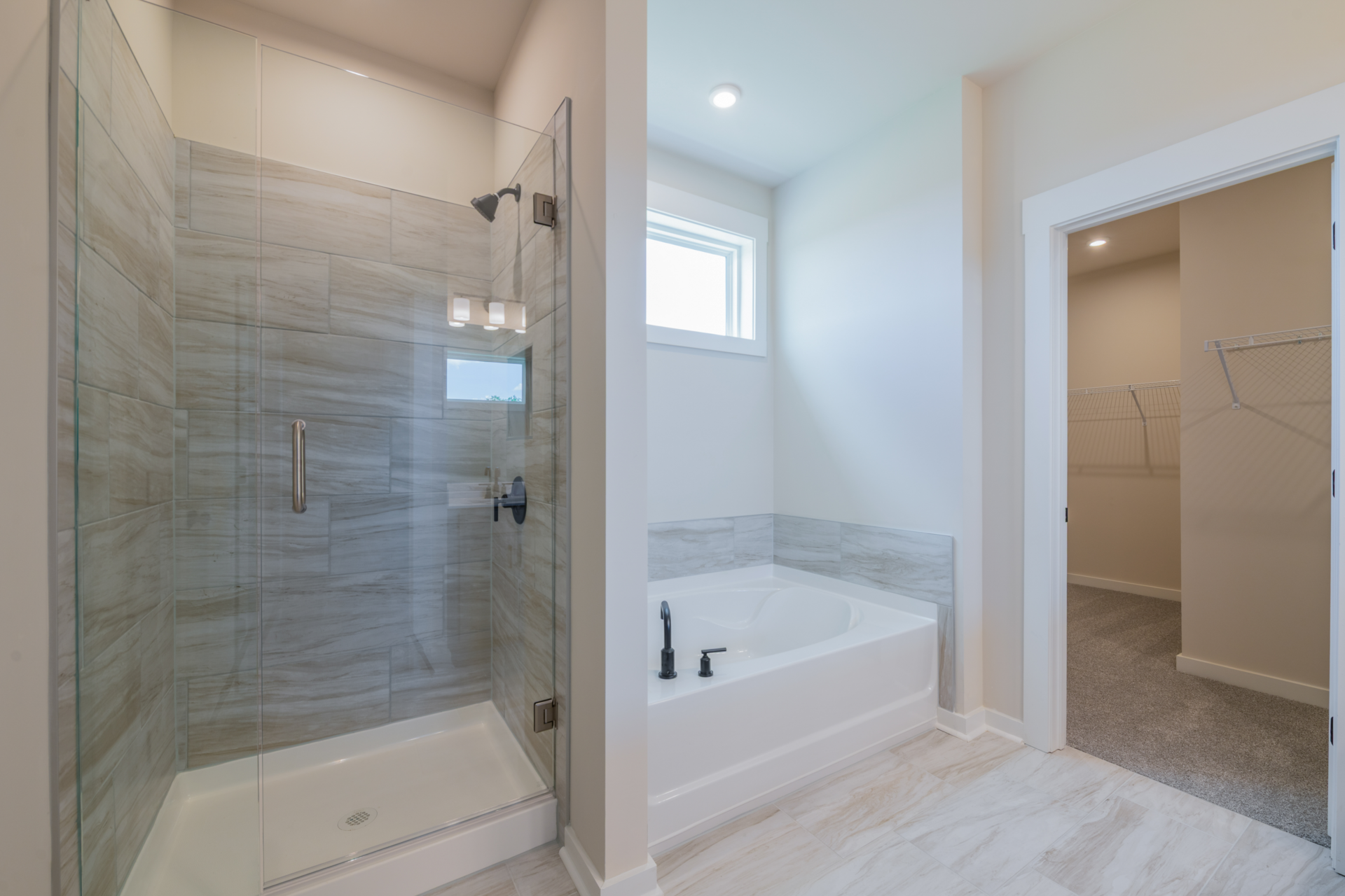 868f25ab-4861-4d6a-aaaa-d692401821f1