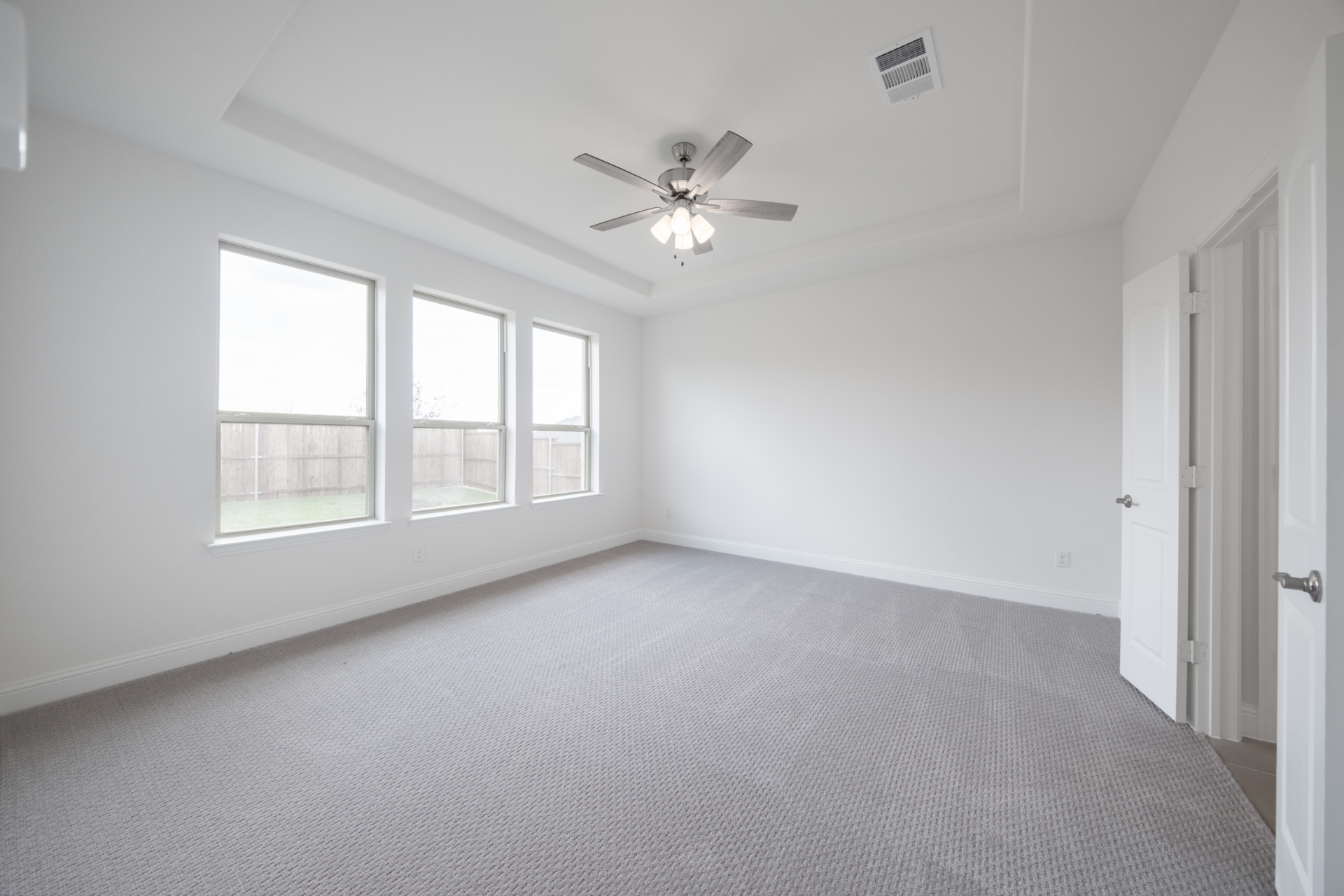 86a2752e-eeb1-4952-ac91-a0b72aec6ec2