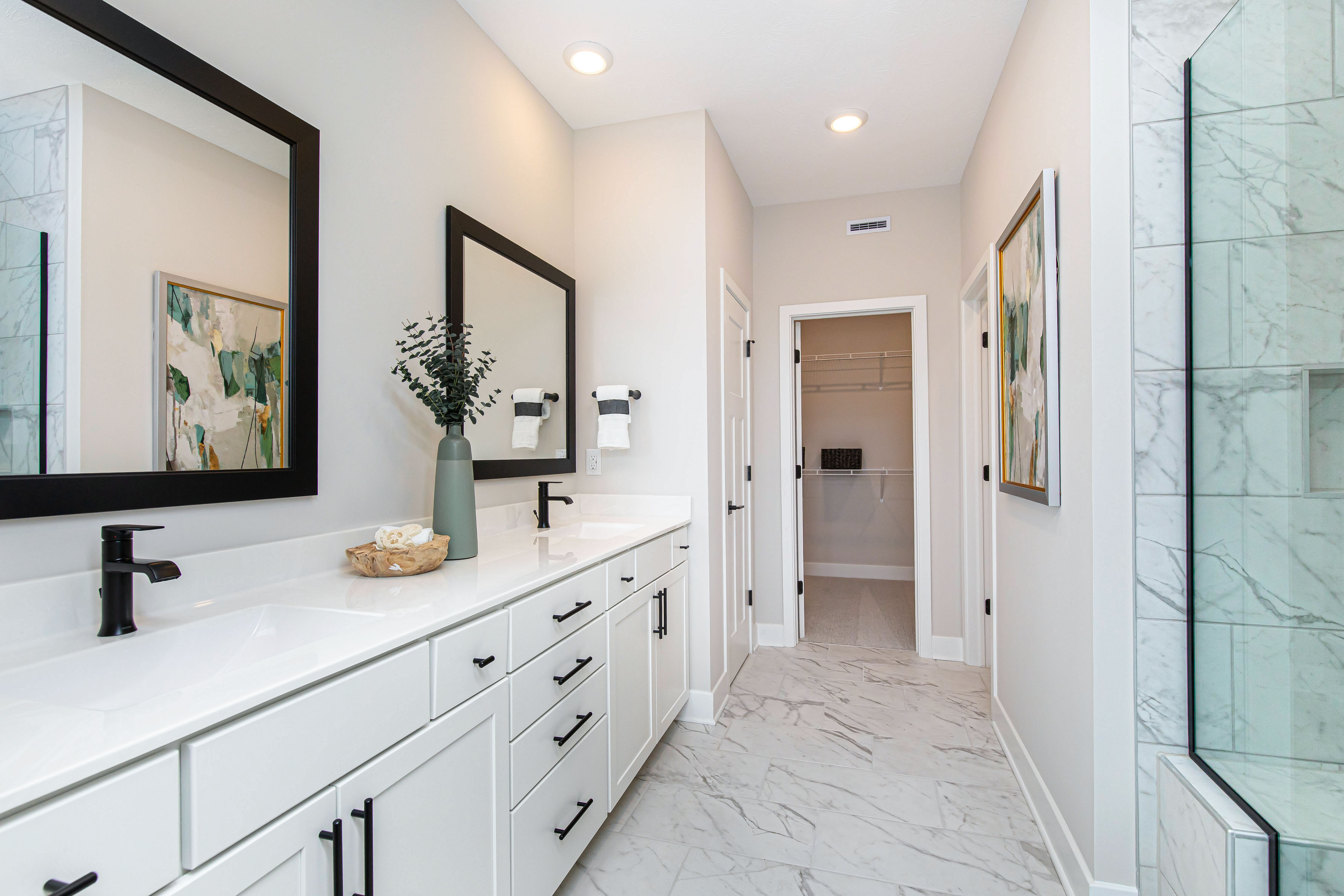 Rialto Primary Bathroom