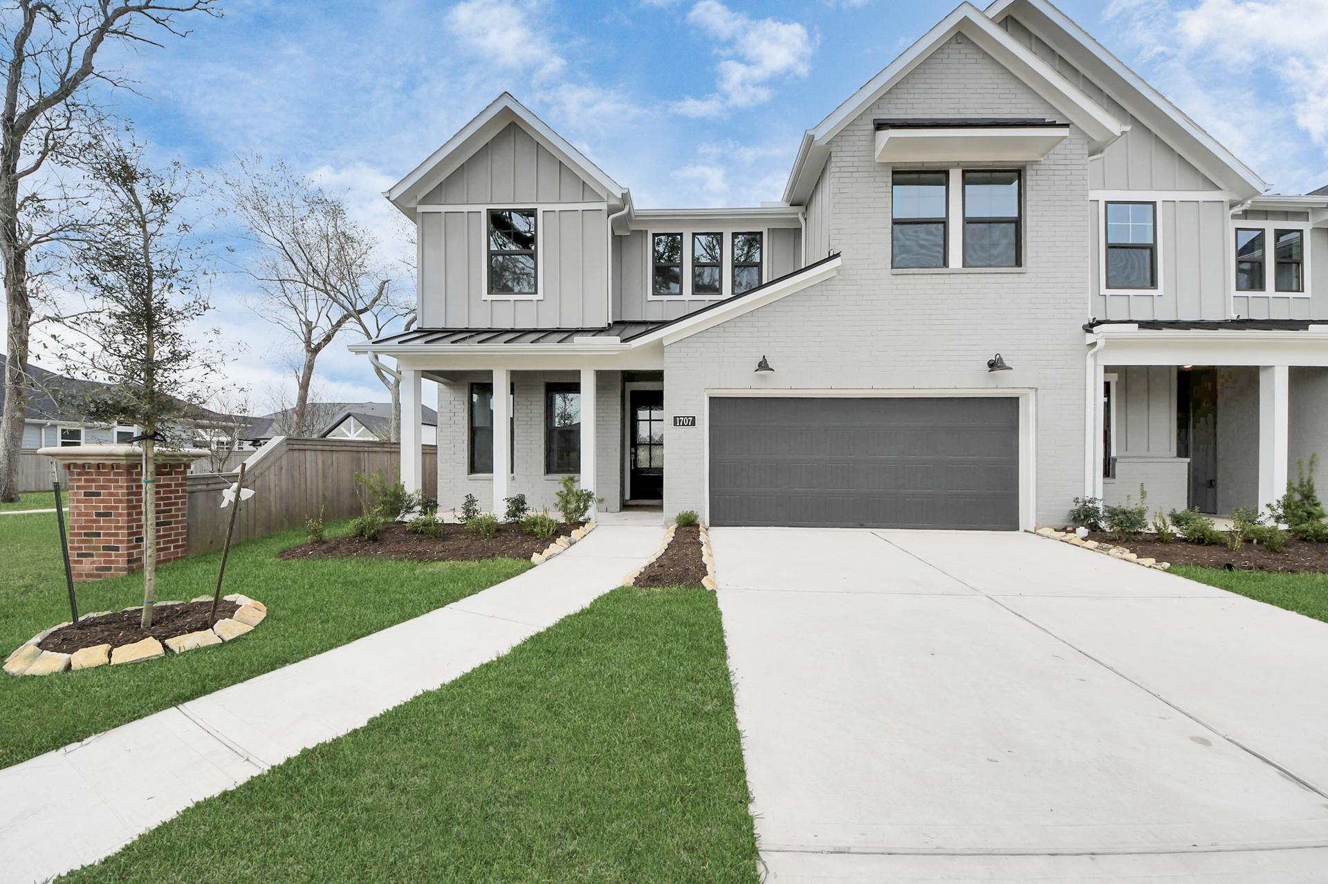 8d03c56c-3c22-4044-a04f-05a46ade9830