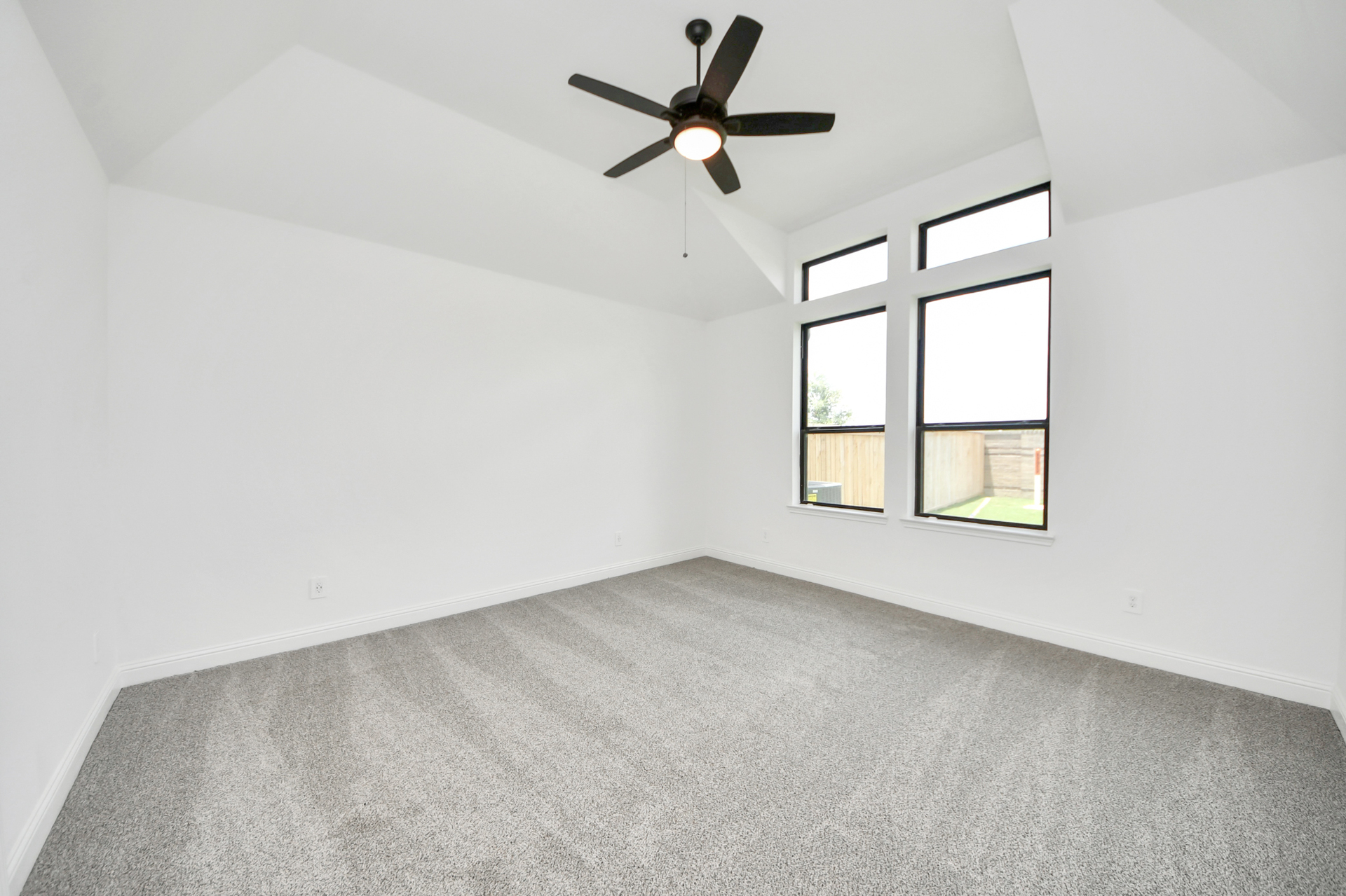 900f84a0-1310-464e-a026-00a24a4b09a4