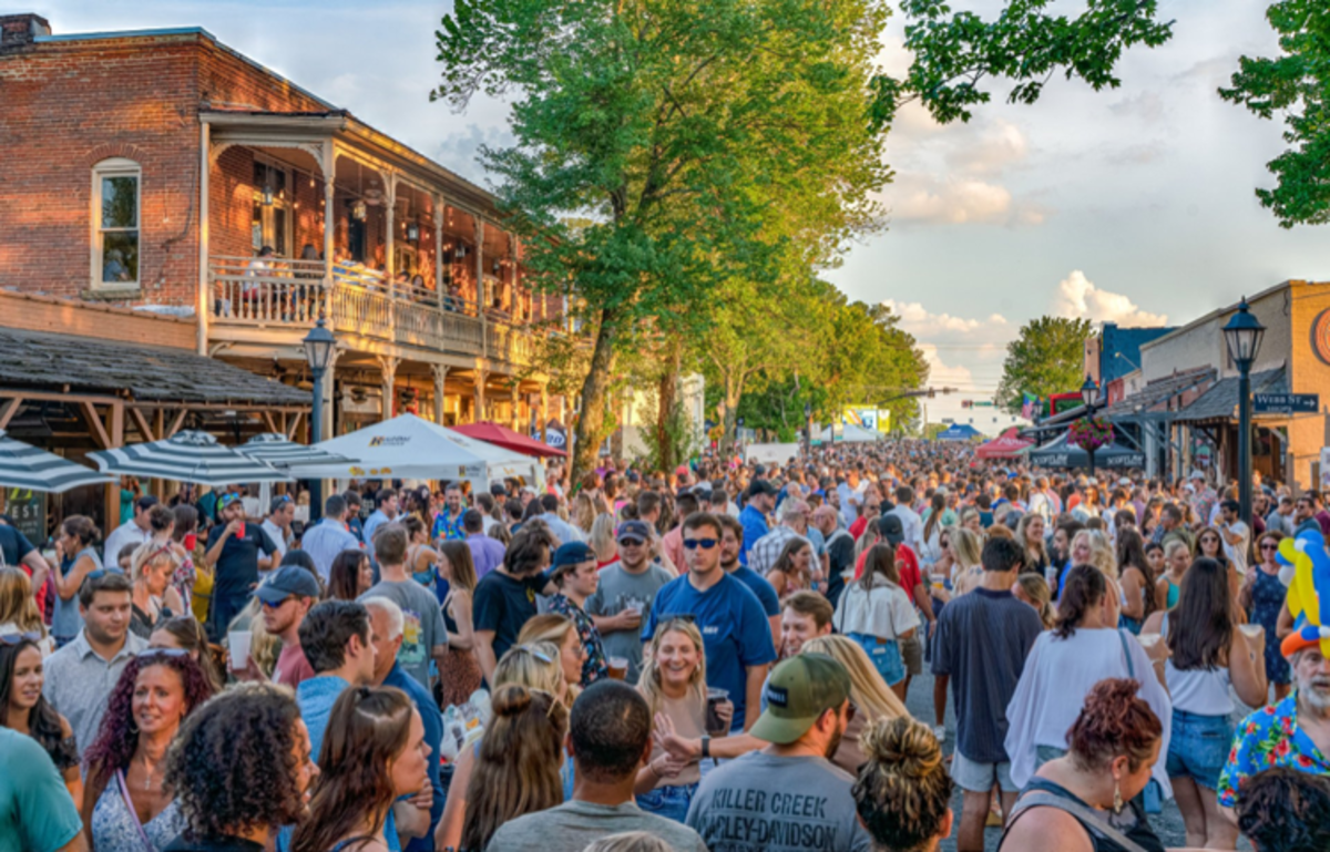 canton street in downtown roswell with crowd