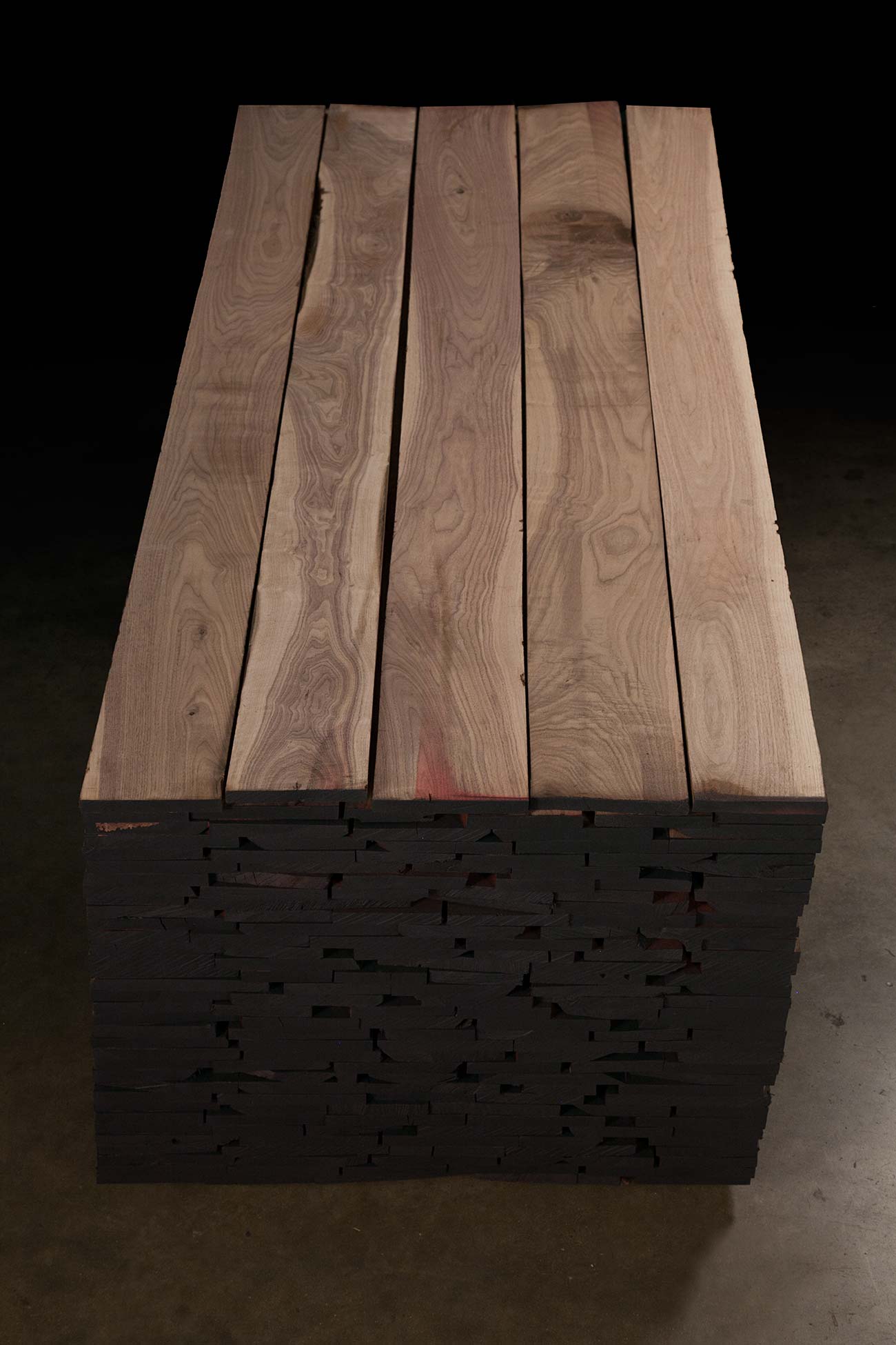 Banks_H_4_4_SB_9070_Walnut_2