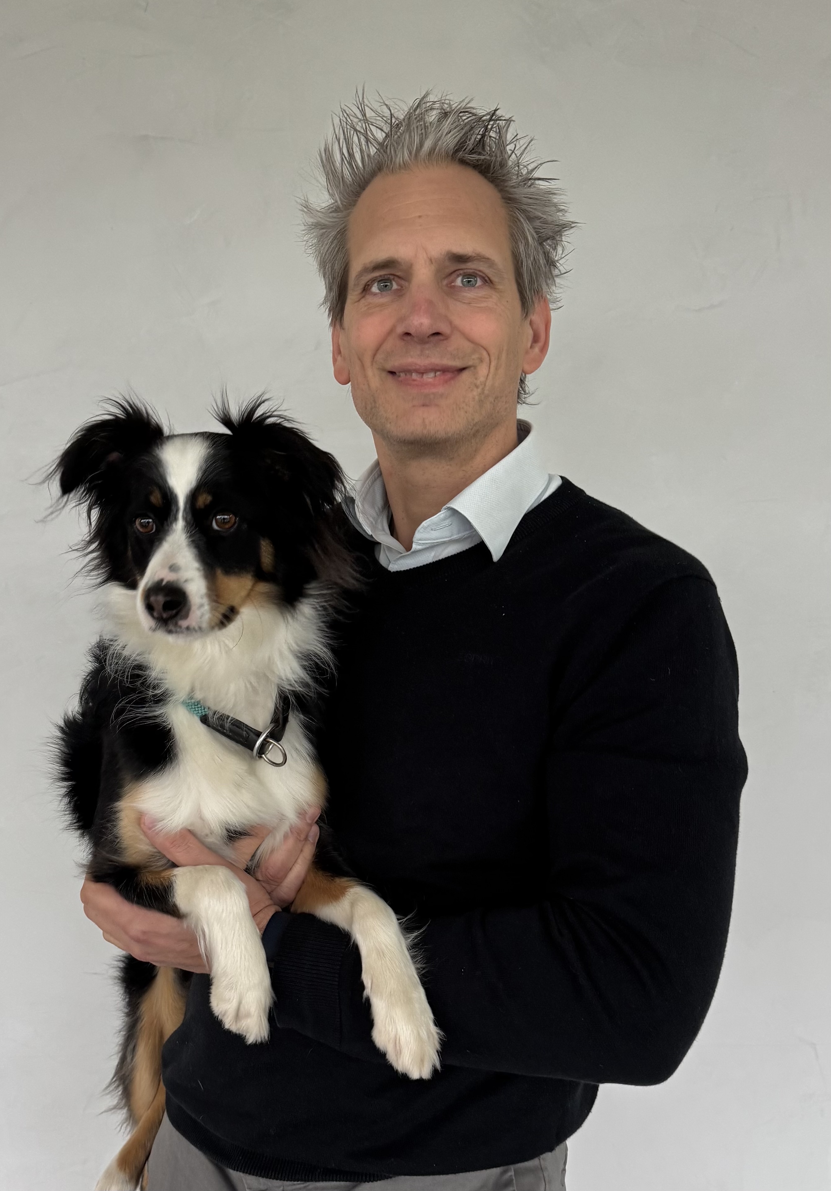 Bio Photo Holger Volk.jpeg