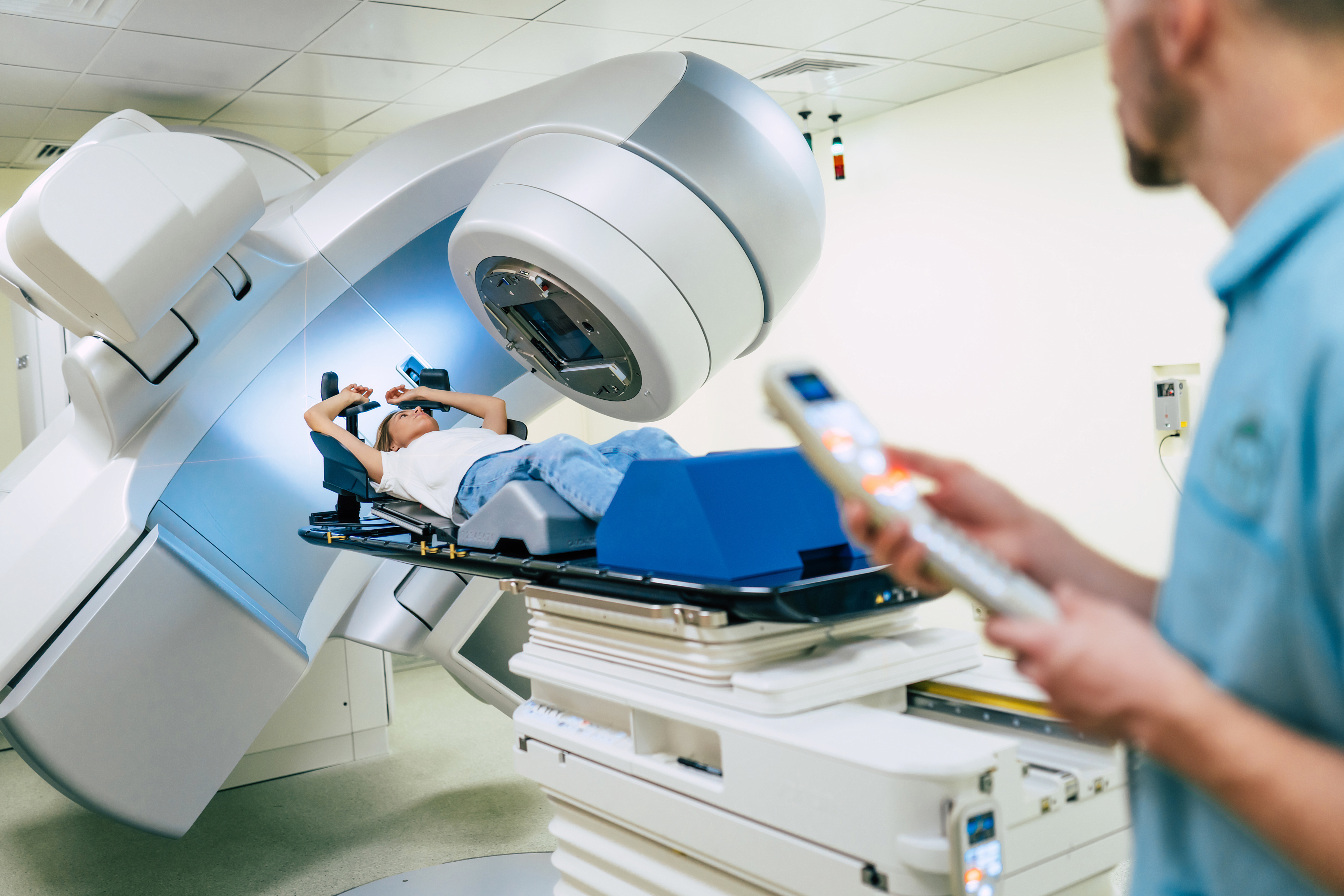 image of women getting radiation therapy