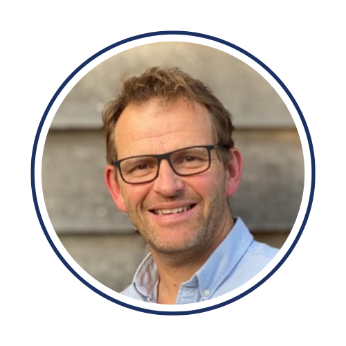Photo of Dr Chris Pearce.