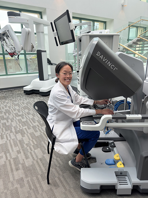 Robotic Surgery Dr. Esther Cheng