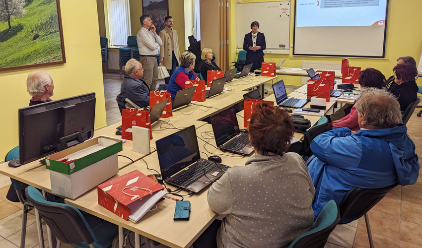 Utrinek s tečaja Digitalno samostojni