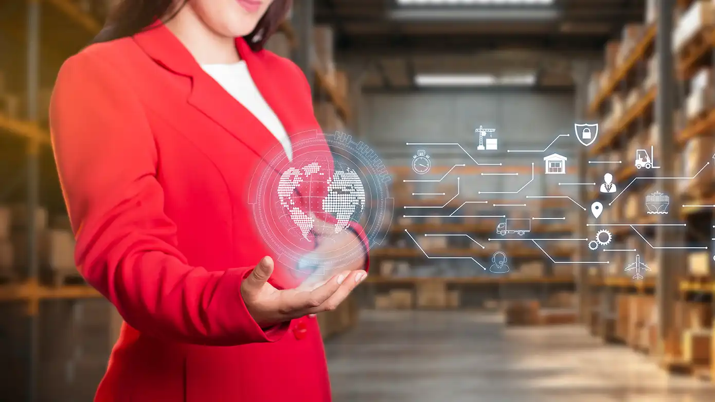 Expand-B2B-Fulfillment-Operational-Excellence-In-Page-1.webp Image of a woman holding the world in the palm of her hand.