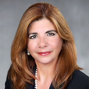 Monica Fernandez headshot