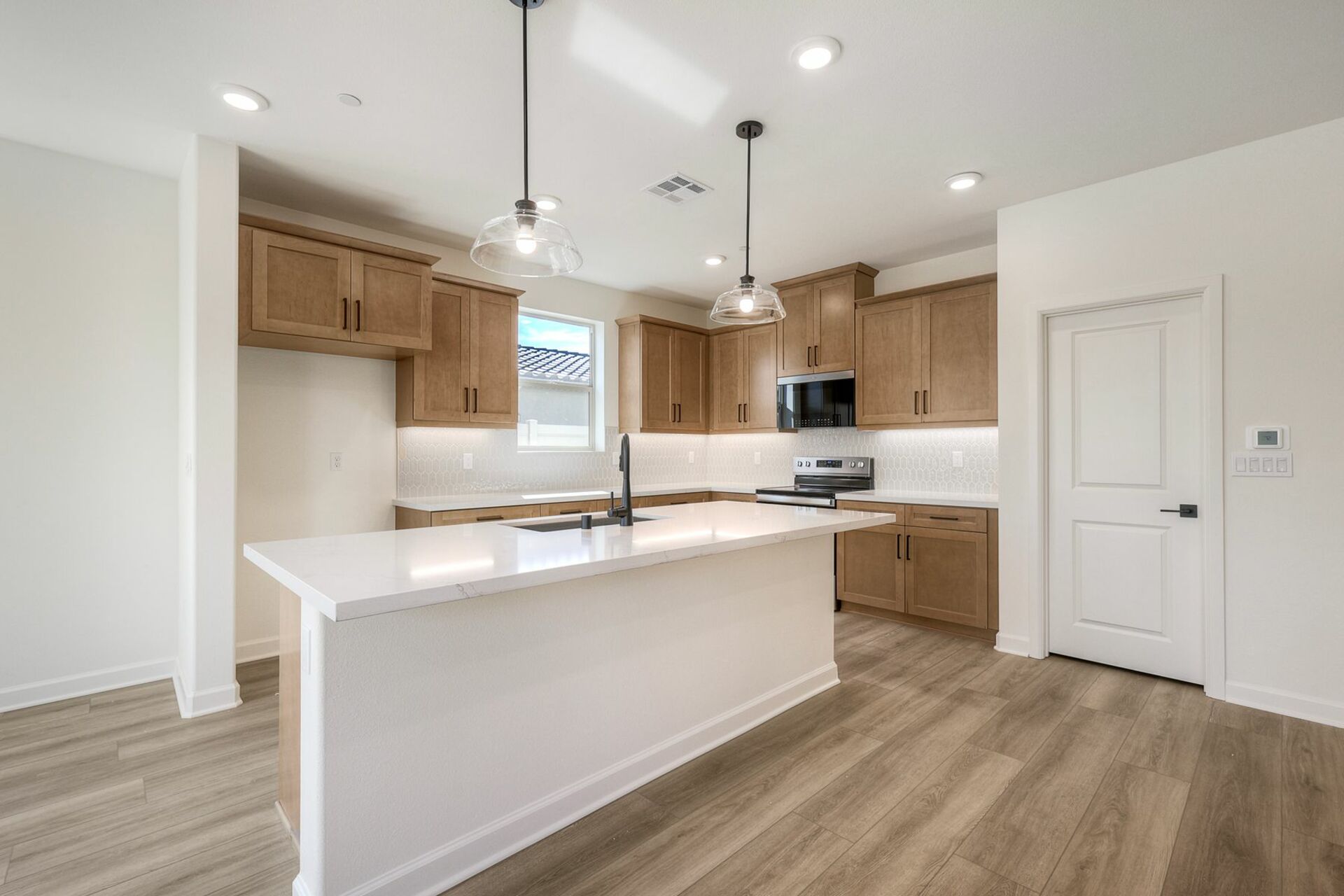 Grandview Kitchen.jpg