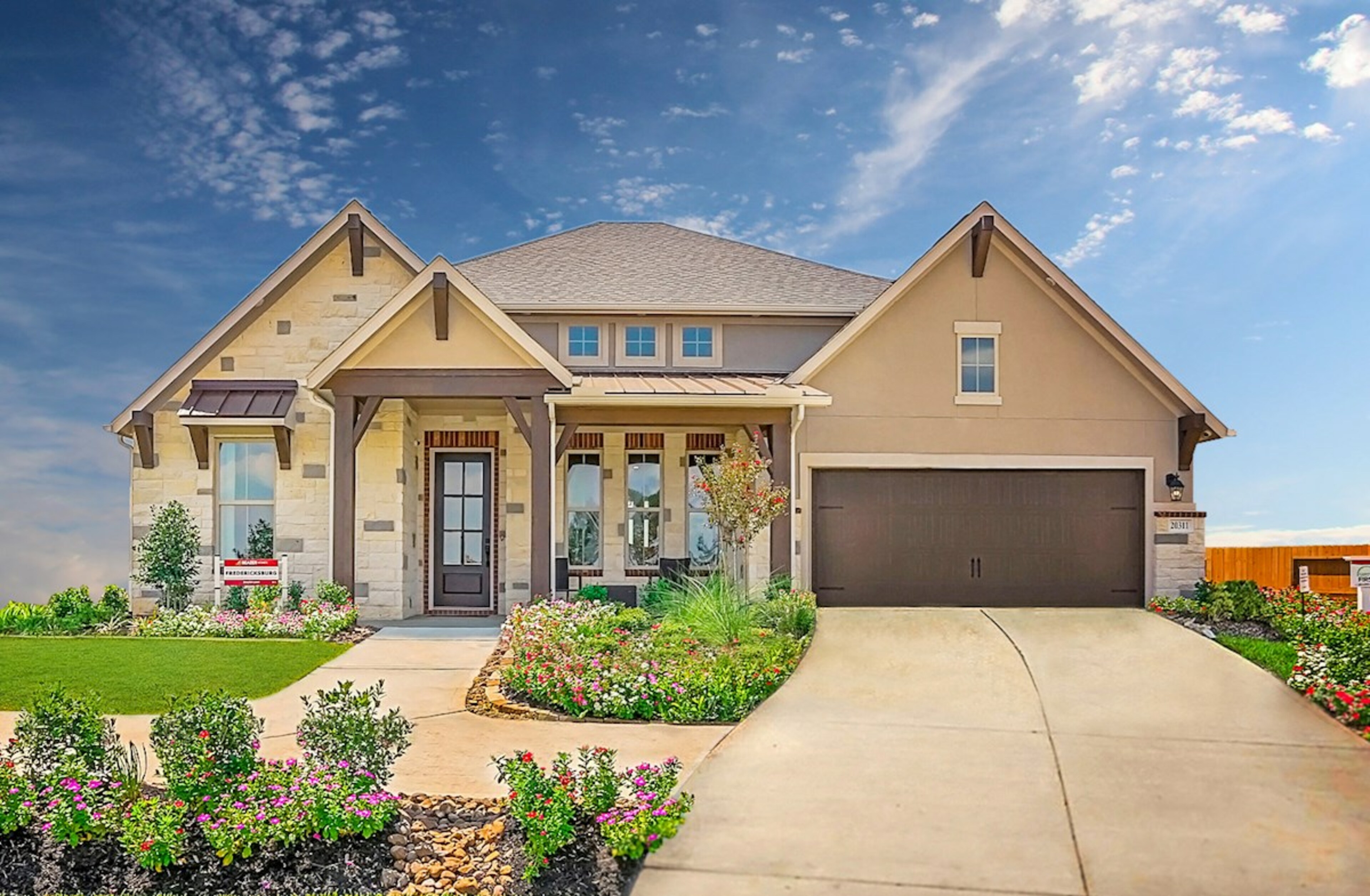 Harper Hill Country L Exterior