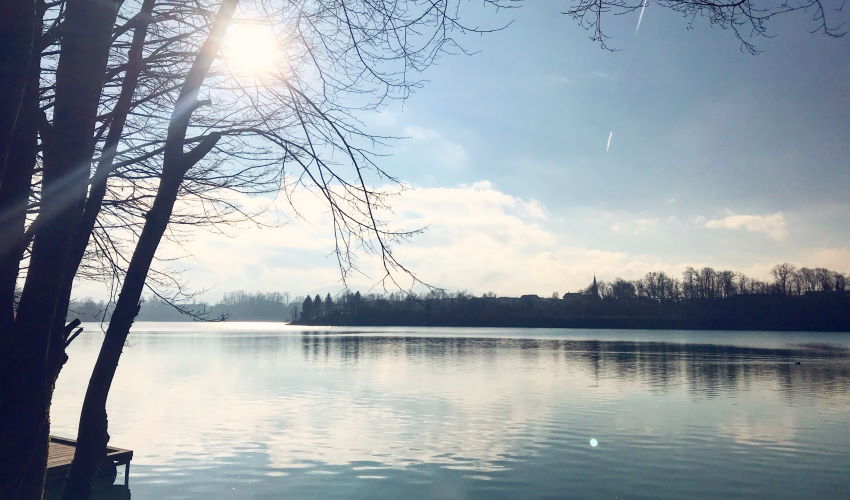 Trbojsko jezero je še posebej primerno za suparje začetnike.