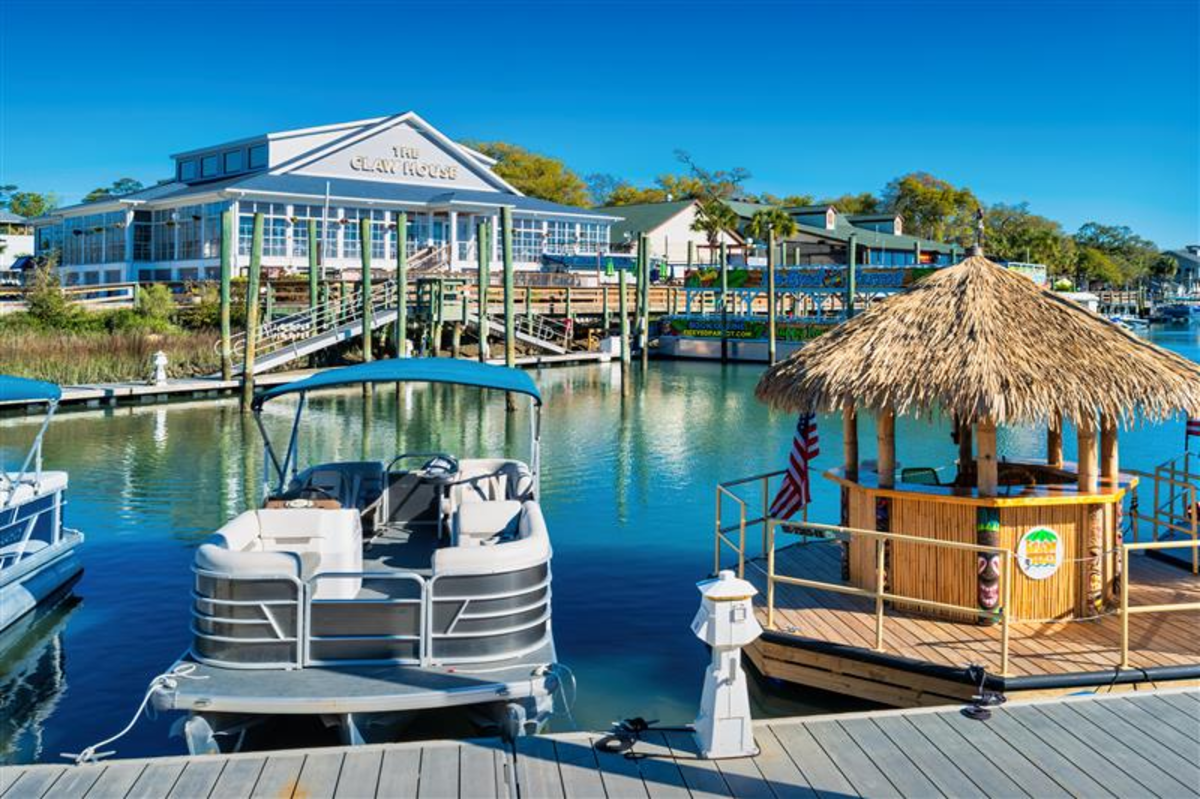 dock and boats at the Murrells Inlet marshwalk