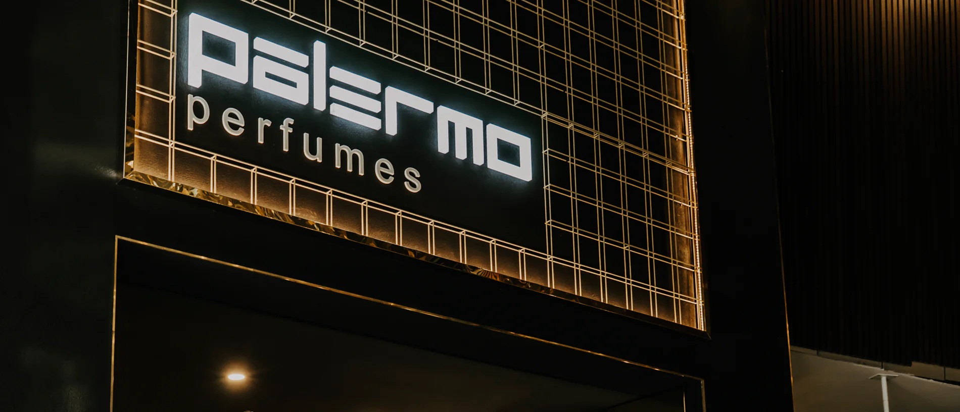 Palermo Perfumes hero image, Shop 32