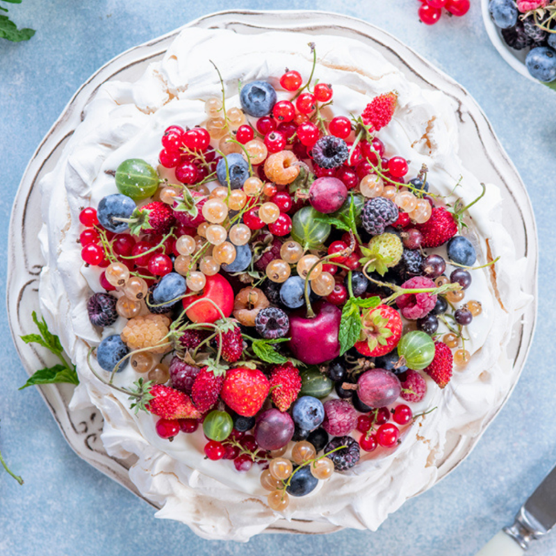 Pavlova wih Berries
