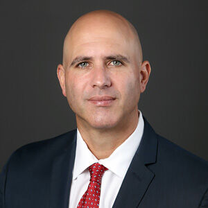 Gustavo Perez headshot