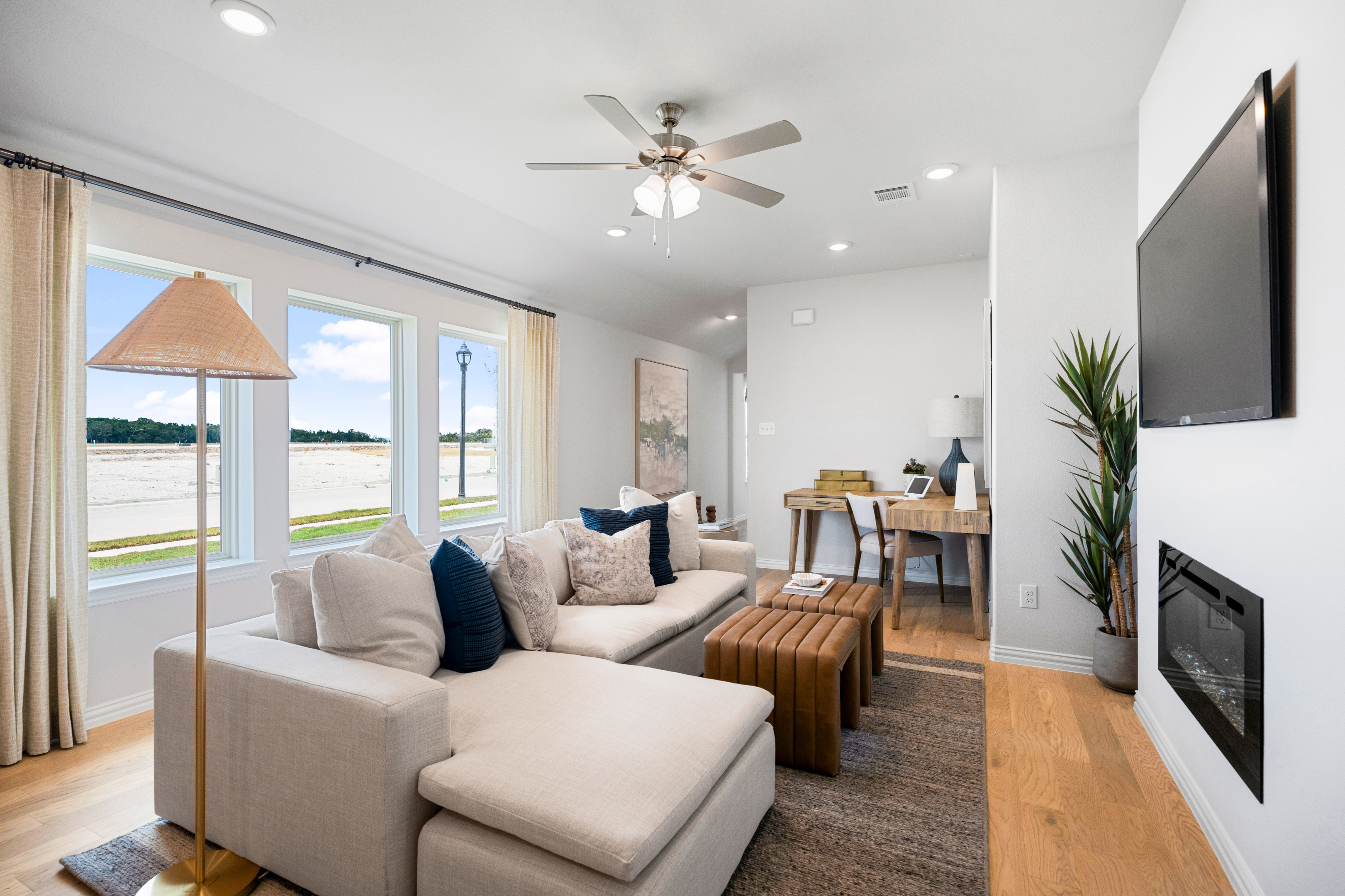 Primrose at 1836 Cottonwood Drive, Dorchester, Texas: photo 2