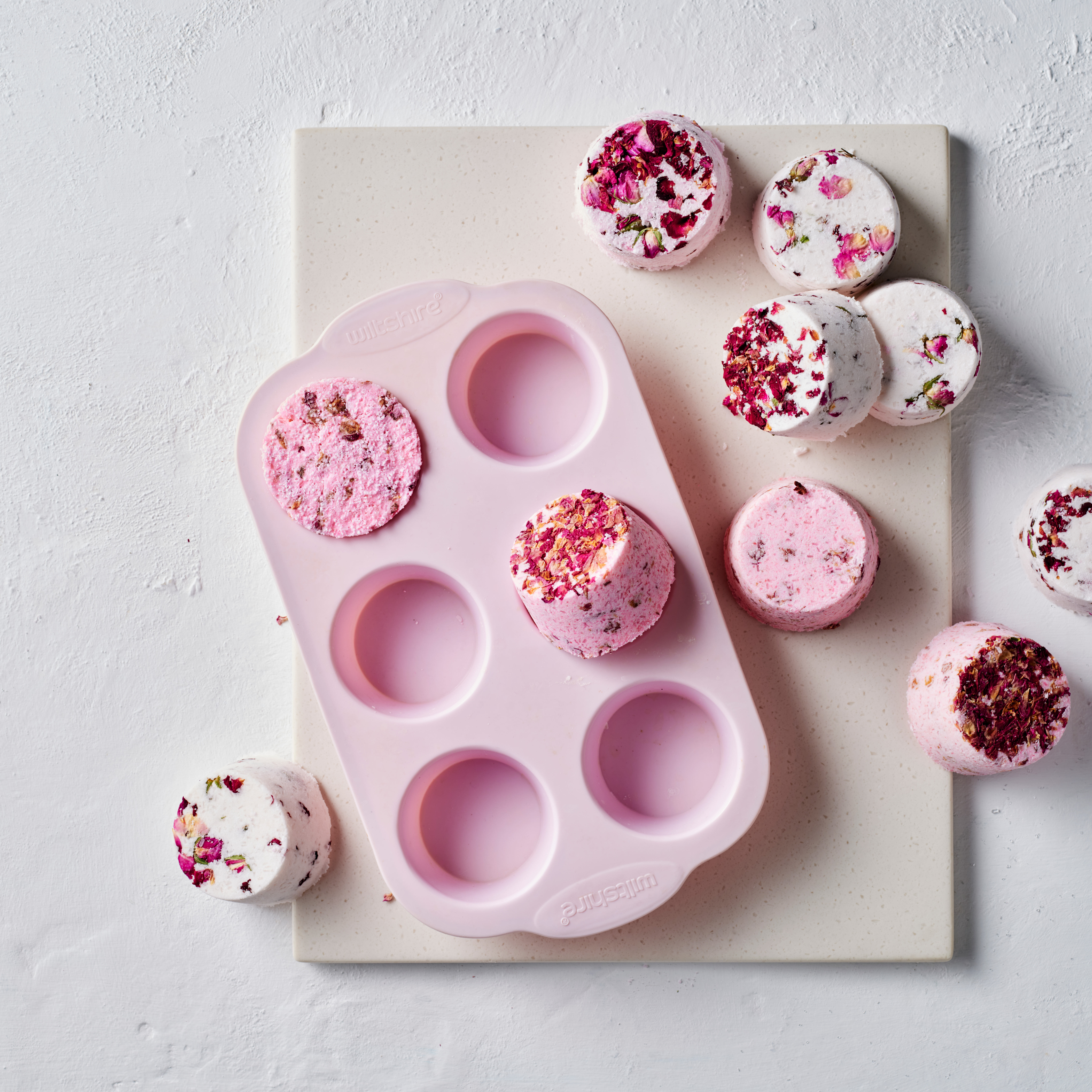 QIC_MothersDay_Bathbombs_Steps