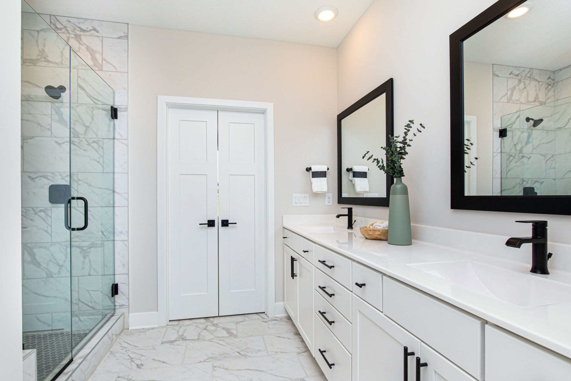 Rialto Primary Bathroom