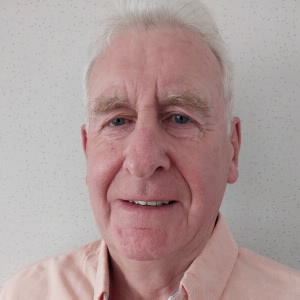 Headshot of Robert Broad