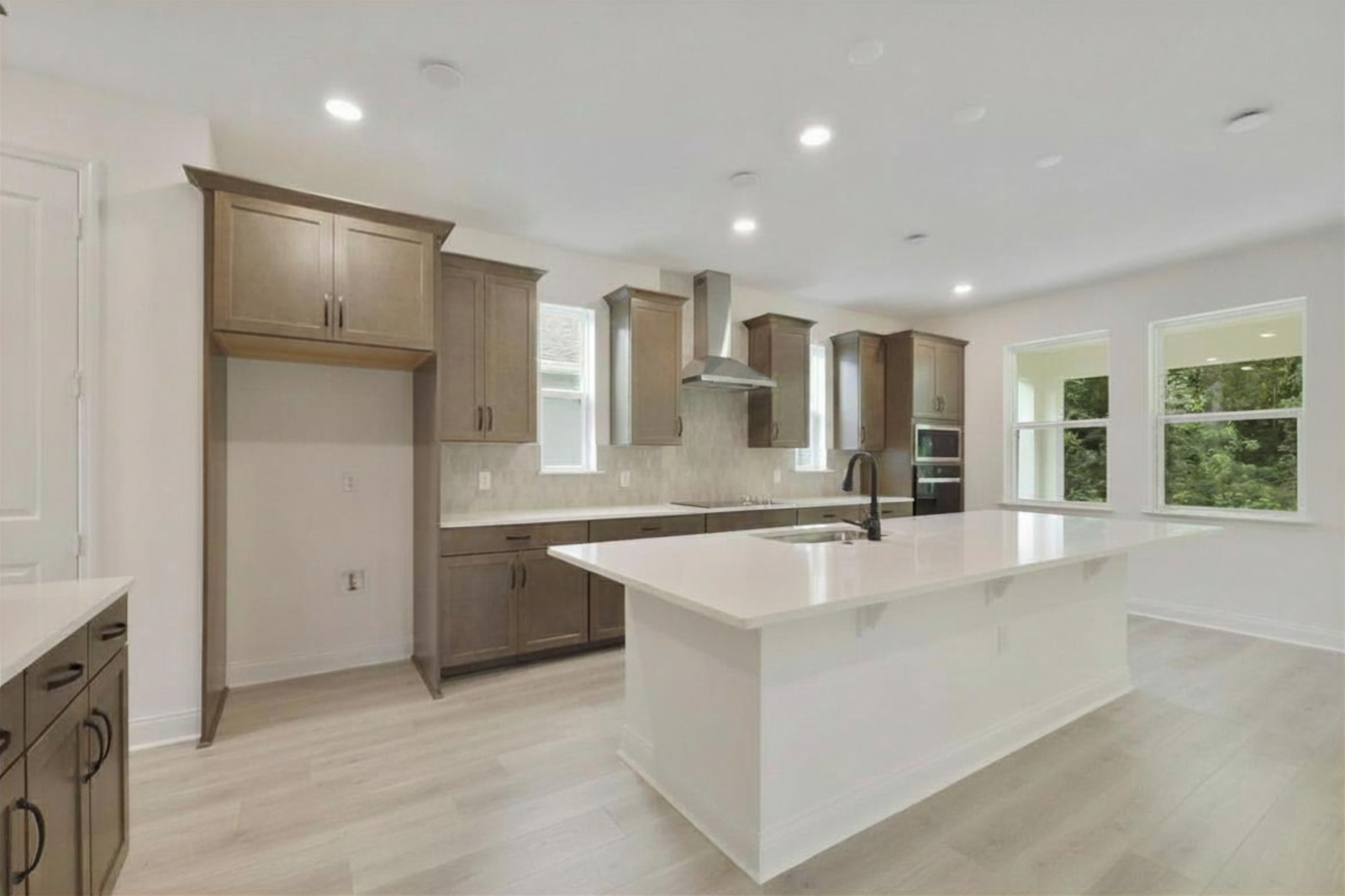kitchen with view of lanai and access to the great room
