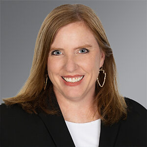 Lori Smith headshot