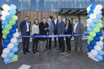 SouthShore ribbon cutting