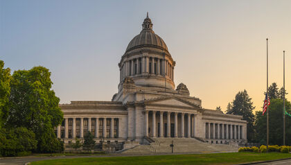 Washington state capitol building at sunset 