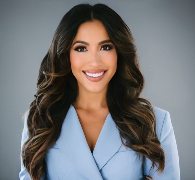 Samantha Bustos, Branch Manager photo