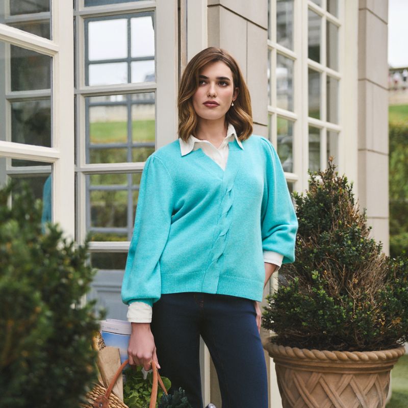 Women's fashion, blue illusion