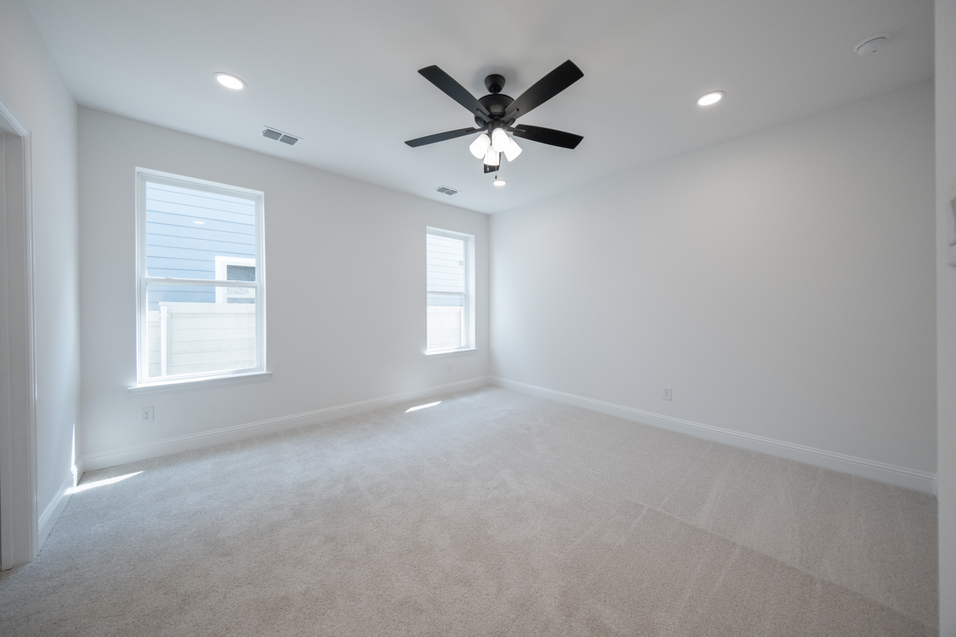 acc4e067-92f0-43b5-81fb-4ec0f8adc22e