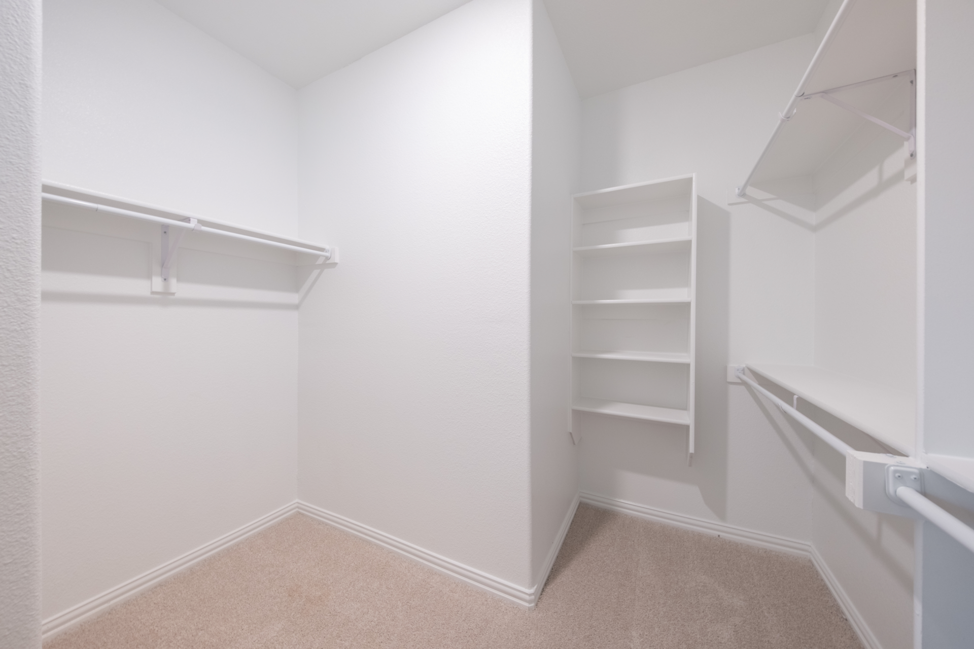 b43a96ee-22f4-424c-8836-90f2b8d625ac