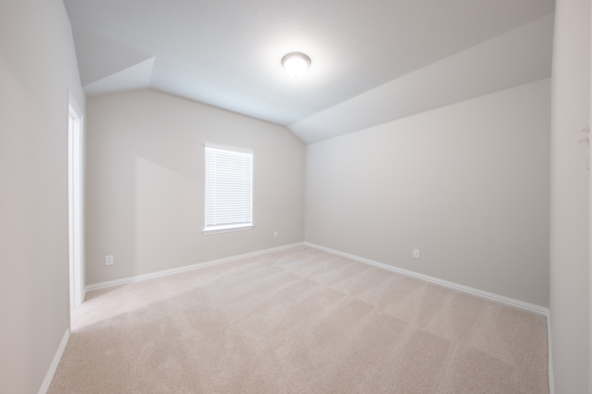 ba73d4a8-62b3-45b9-b8cb-1a5e7abbd7fa