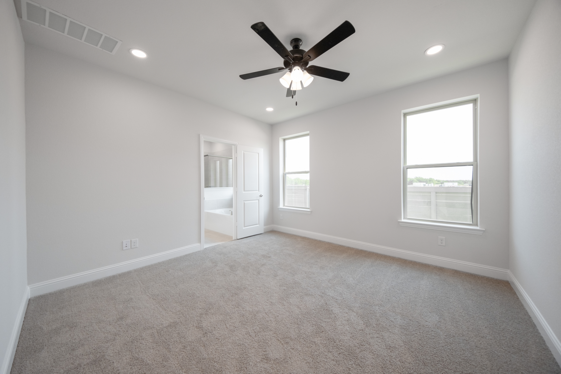 cda4f873-bf47-4820-ac47-7351b585ff08