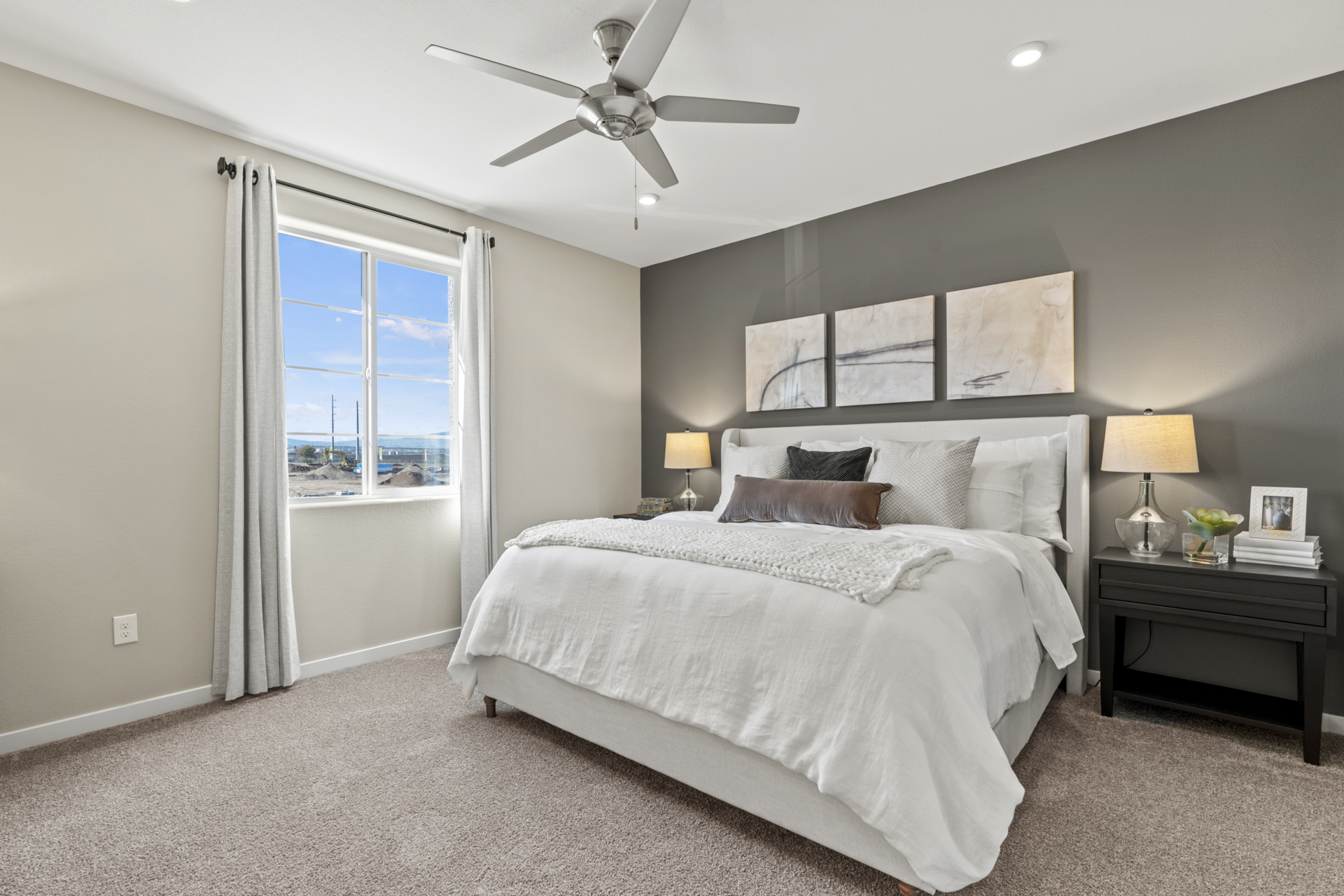 d14a1b81-fbb8-48fe-b6b2-fe51385c4b5f