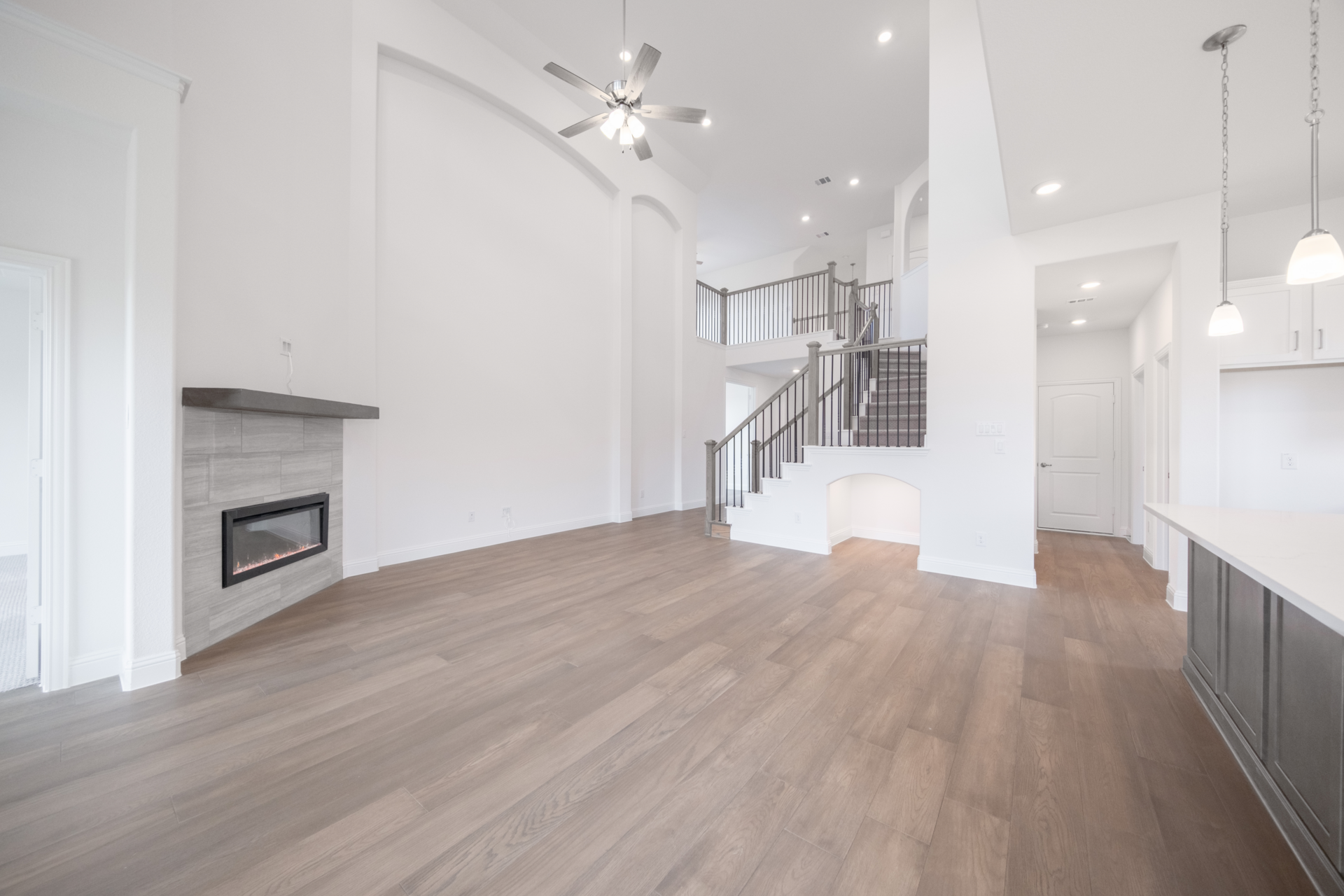 d4ecf79f-3758-4737-bcbd-39338259d83c