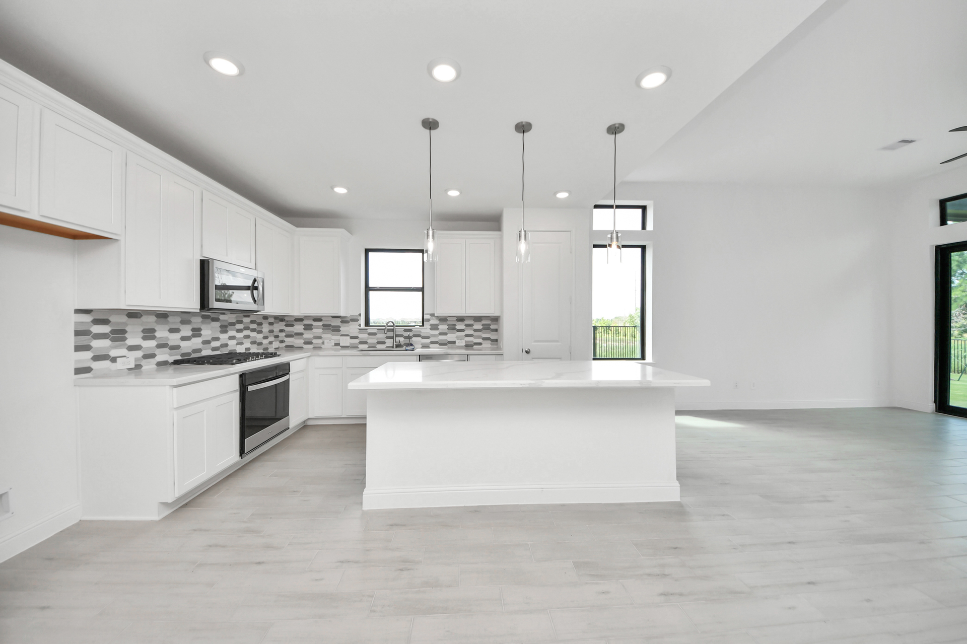 e4d574f1-d87d-432d-963d-999f3c35ab52