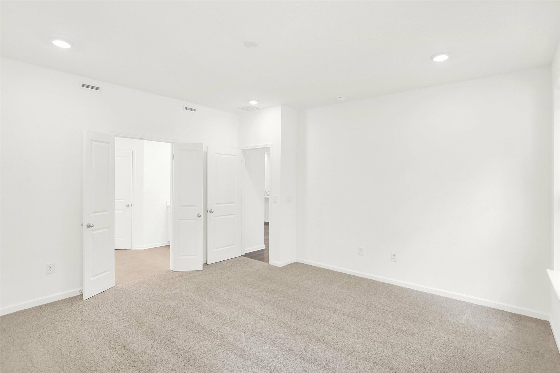 eaa35290-4f1f-4f11-8527-02a7c5092ae8