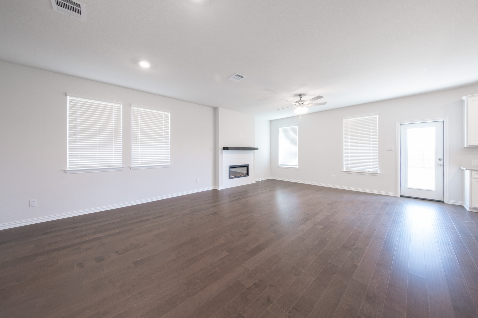 fe1142ce-0ef9-4070-8767-e43ae0d59dc6