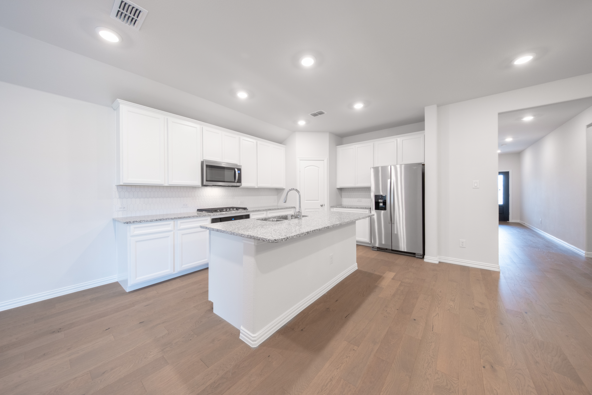 fee68fbe-37d2-4009-aaf6-e1e28f2d3a87