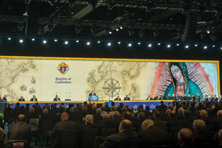 Supreme Knight Patrick Kelly delivers his annual report during the opening business session Aug. 1.