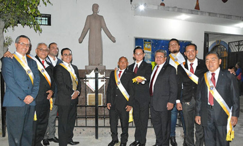 Father McGivney statue at the Immaculate Heart of Mary Chapel at Parroquia de la Sagrada Familia, Querétaro, México.