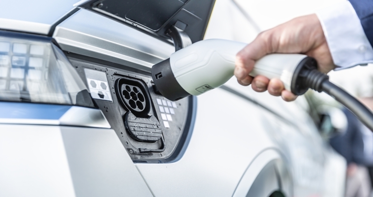 Gas stations can be converted to provide clean fuels like hydrogen and EV charging facilities