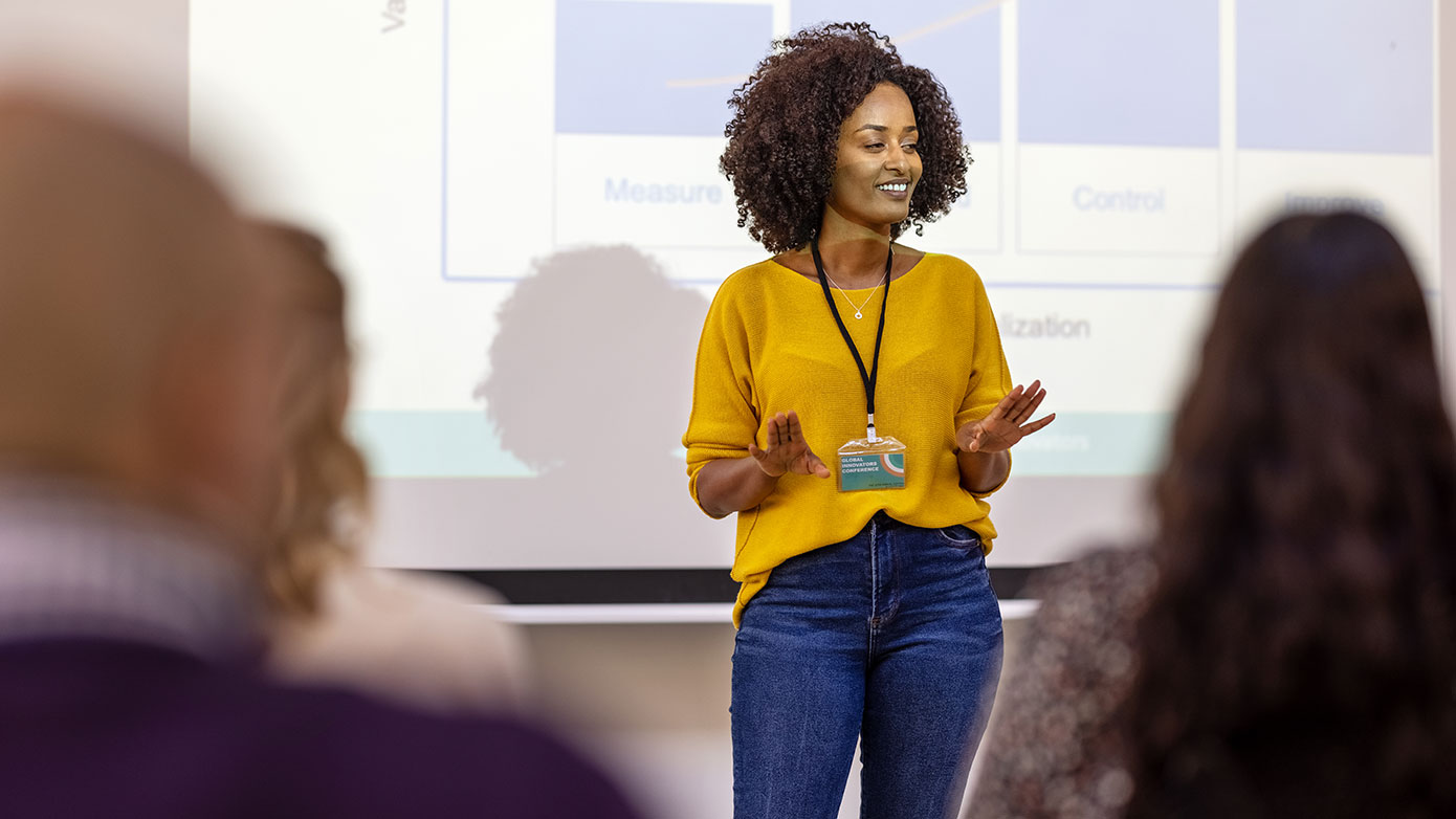 imagecard_change-mgt.jpg Teacher delivering training