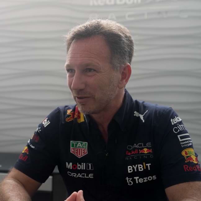 Szef działu obsługi klienta, zespół Oracle Red Bull Racing Formula One