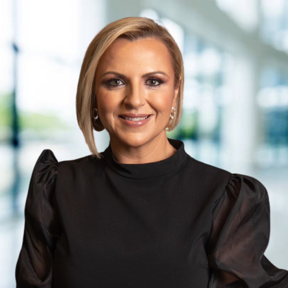 Claudia Nogan, Sales Manager photo