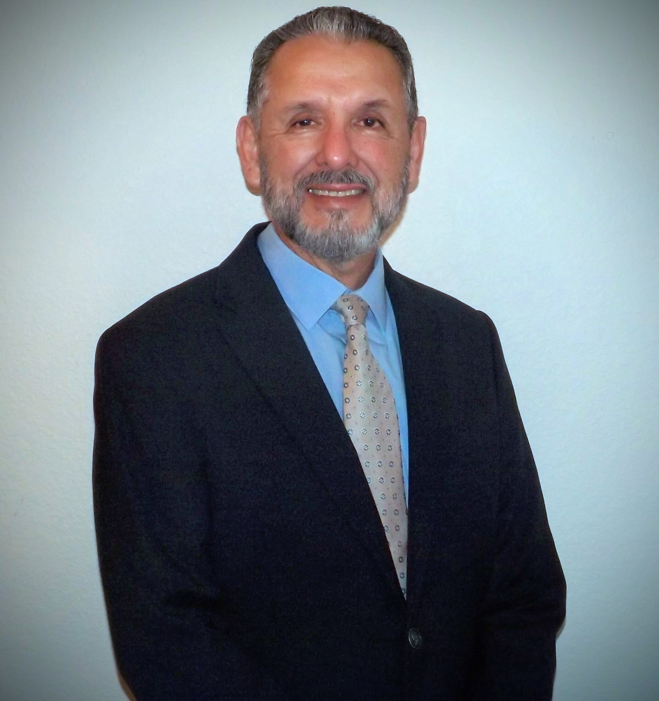 Eli Ontiveroz, Branch Manager photo