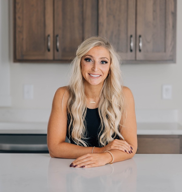 Kassie Hobbs, Loan Agent photo