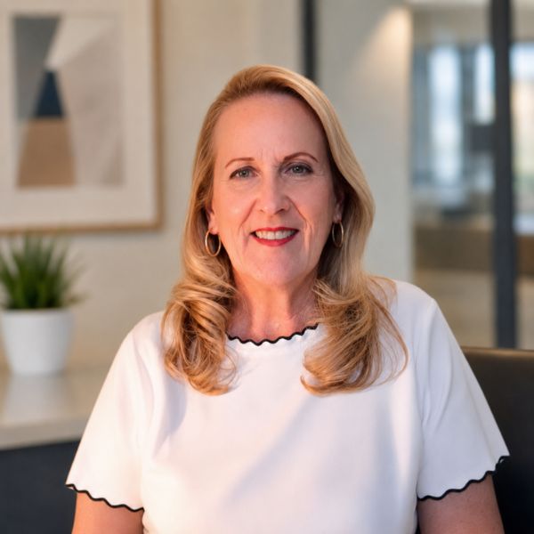 Terri Santiago, Loan Consultant photo